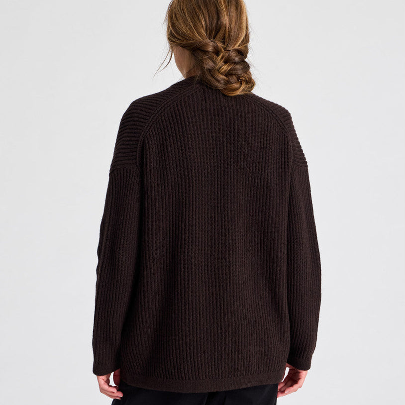 Mette Cardigan - 100% Lambswool - Mulch