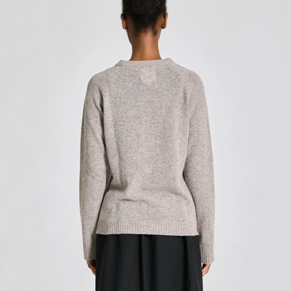 Gråmeleret cardigan i 100% økologisk lammeuld