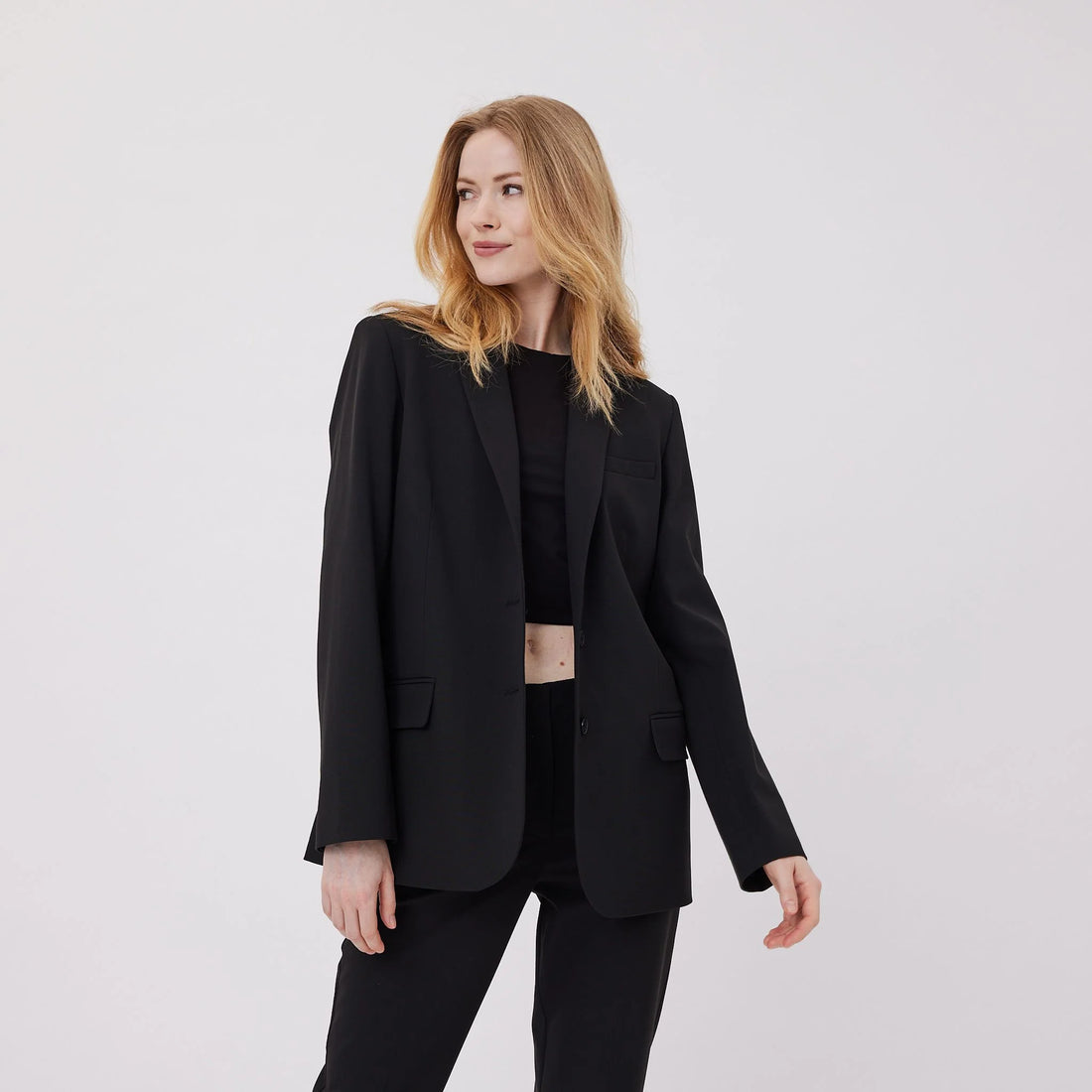 Sort klassisk blazer jakke til kvinder fra Five units