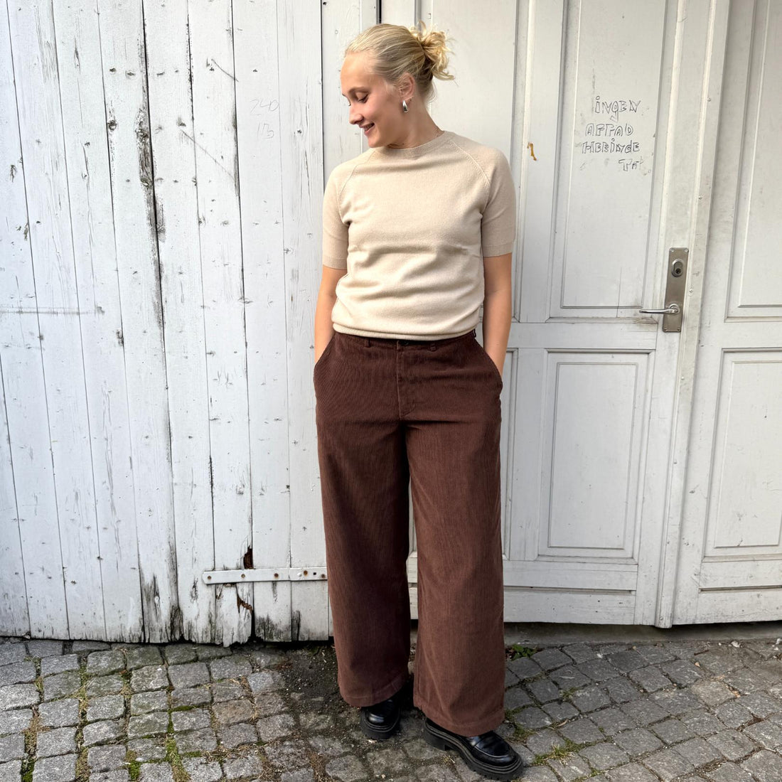 Crossley DESIKC brede bukser i brun fløjl