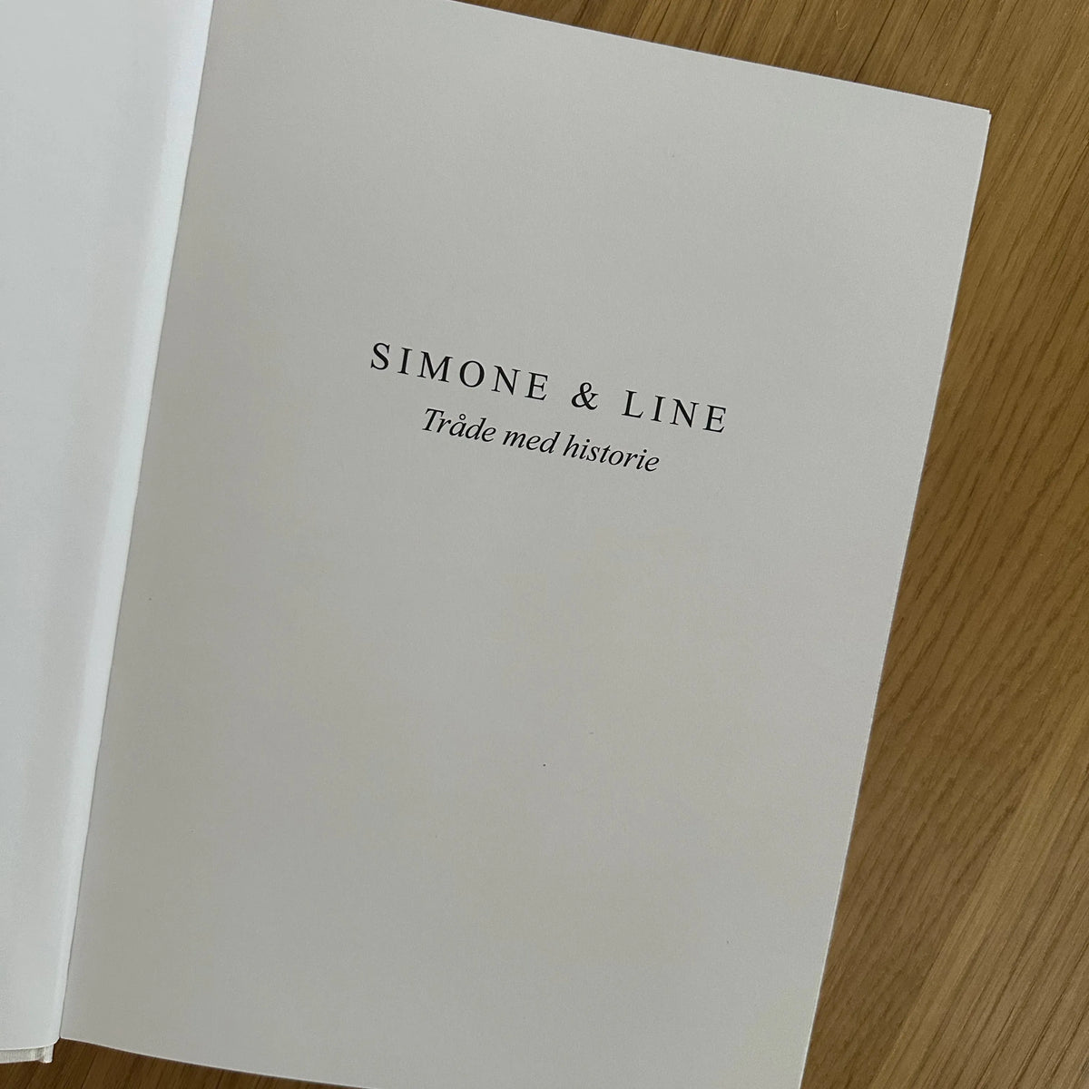 Simone &amp; Line - Tråde med historie