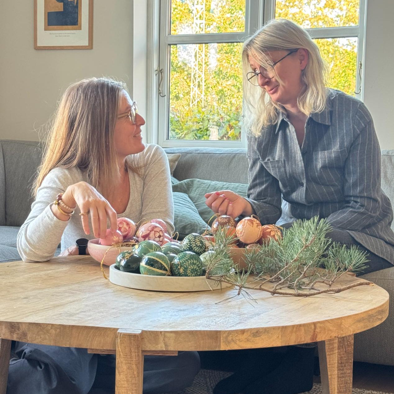 Trine Nørgaard og Ella Skov har designet Balsalens julekugler