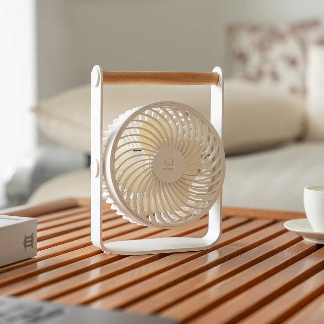 Lyra - Genopladelig Ventilator - White