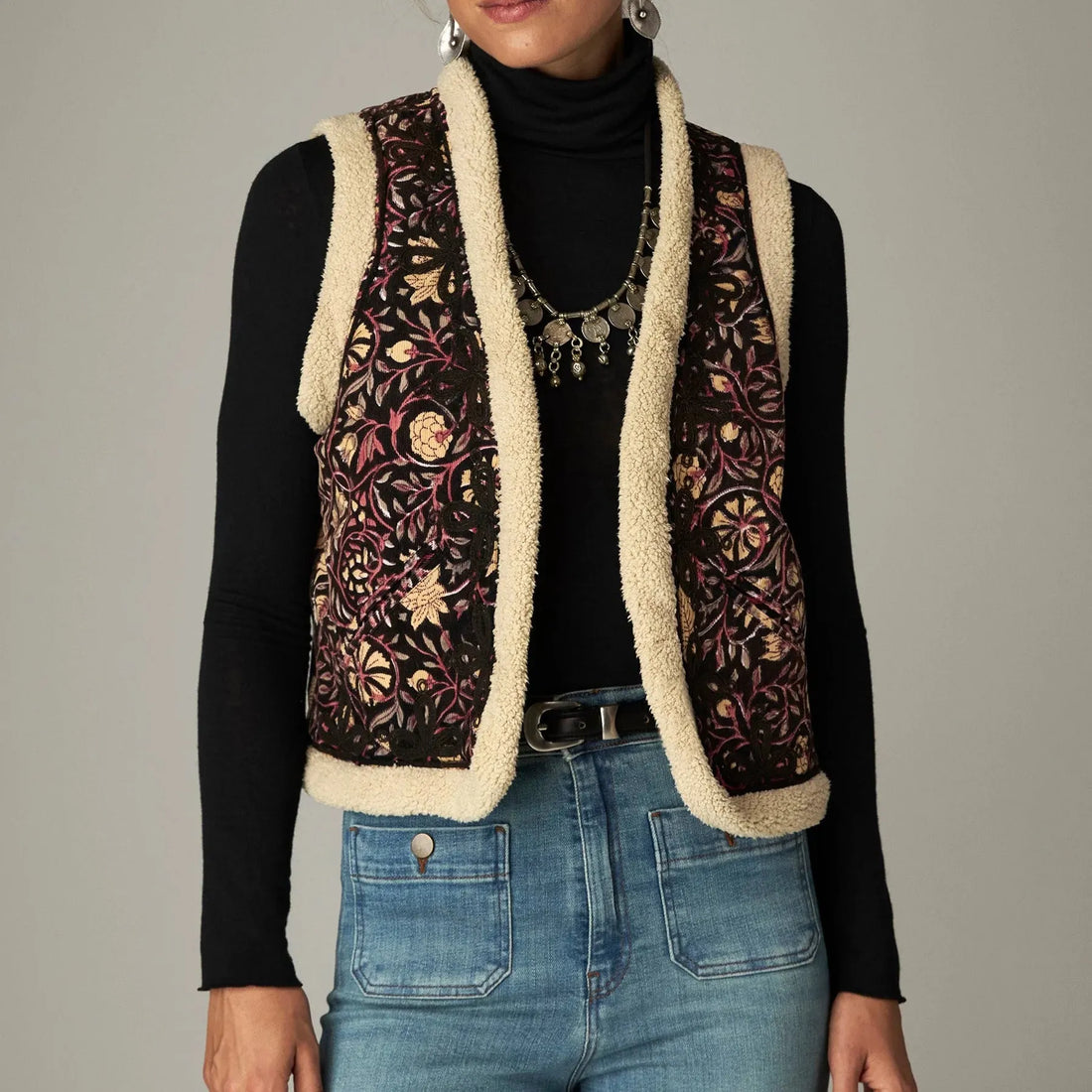 Juno Vest - Ruby Noir