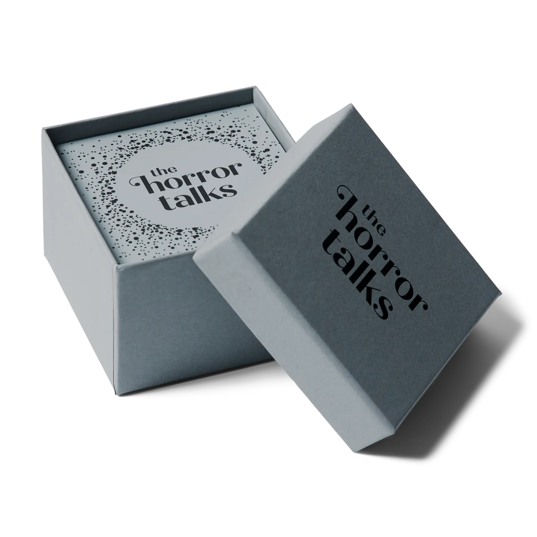 The Horror Talks er et samtalespil fra The Talks. De kalder det en ond lillesøster til The Dark Talks, fordi det er ekstra mørkt. Spørgsmålene beskæftiger sig med alt, der er paranormalt, makabert og uhyggeligt