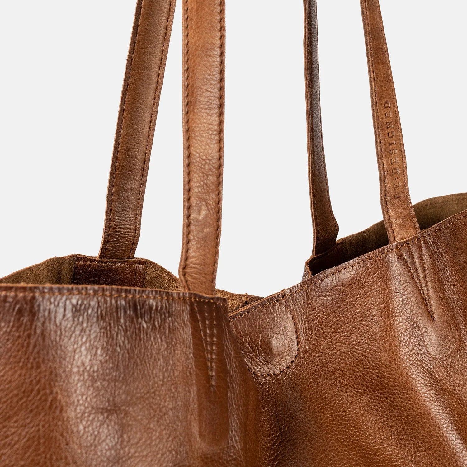 Marlo, Stor Urban Skuldertaske - Walnut