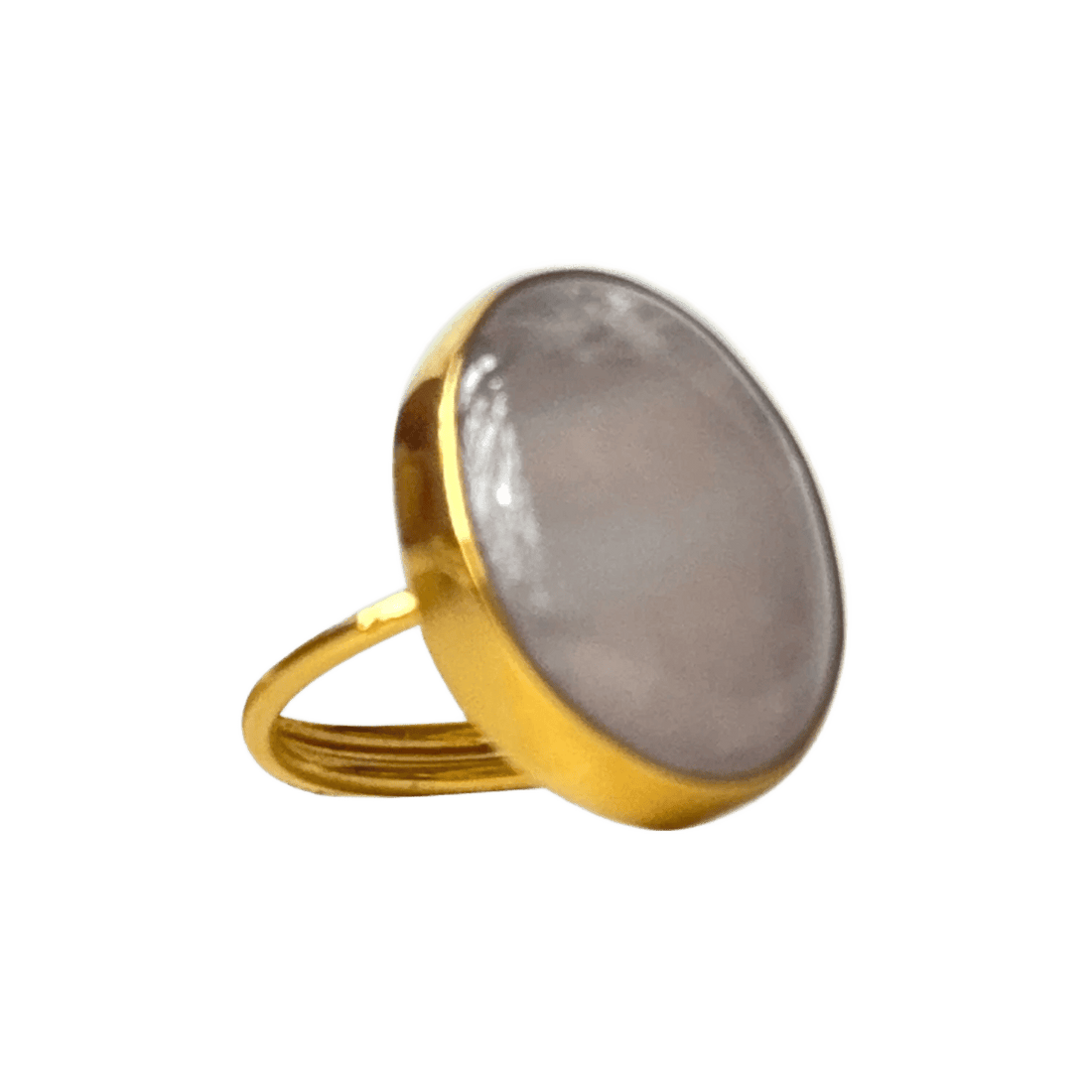 Justerbar ring fra IBU Jewels i guld med en stor rund rose quartz krystal sten