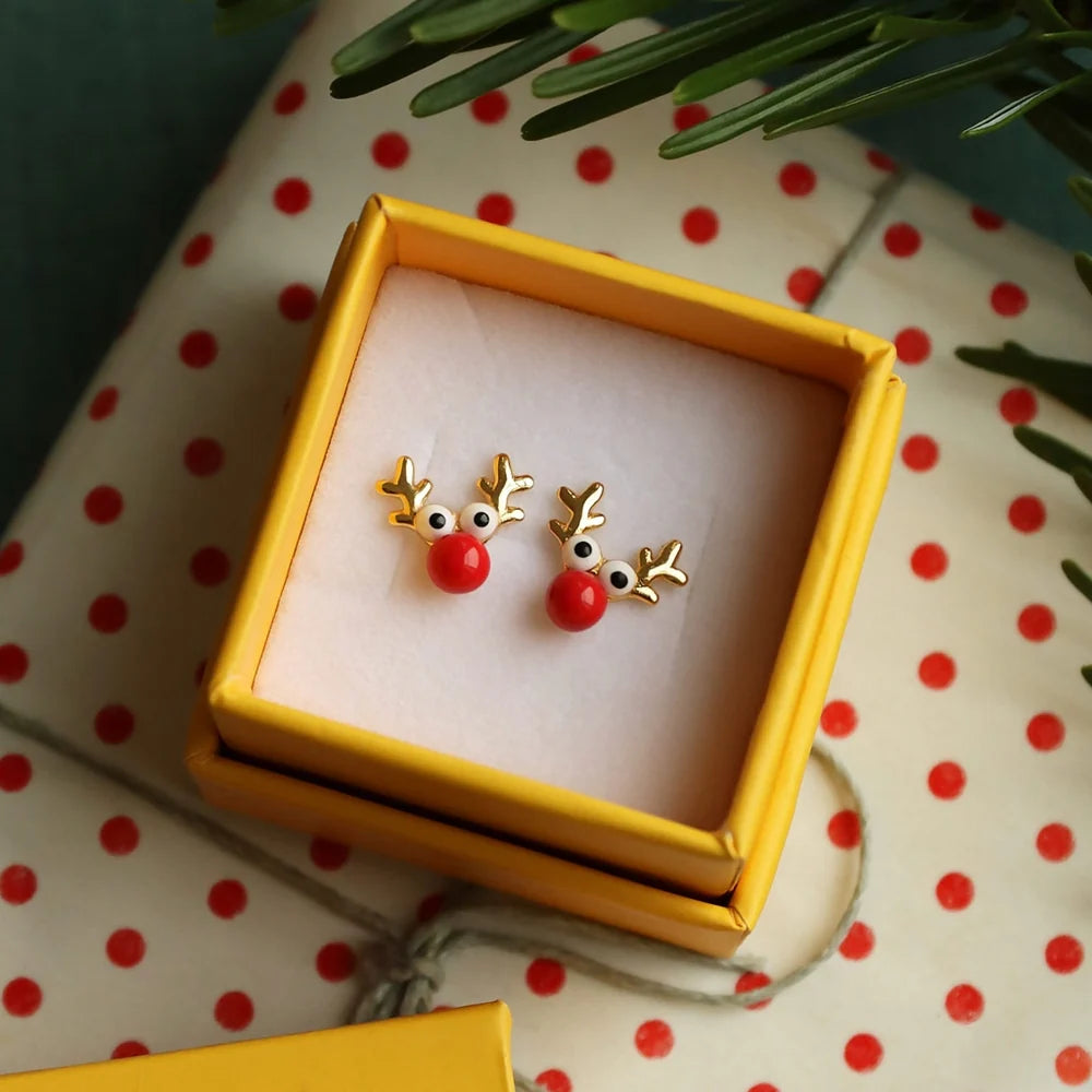 LULU CPH Rudolph ørestik i guld med rød næse og øjne - det perfekte julesmykke