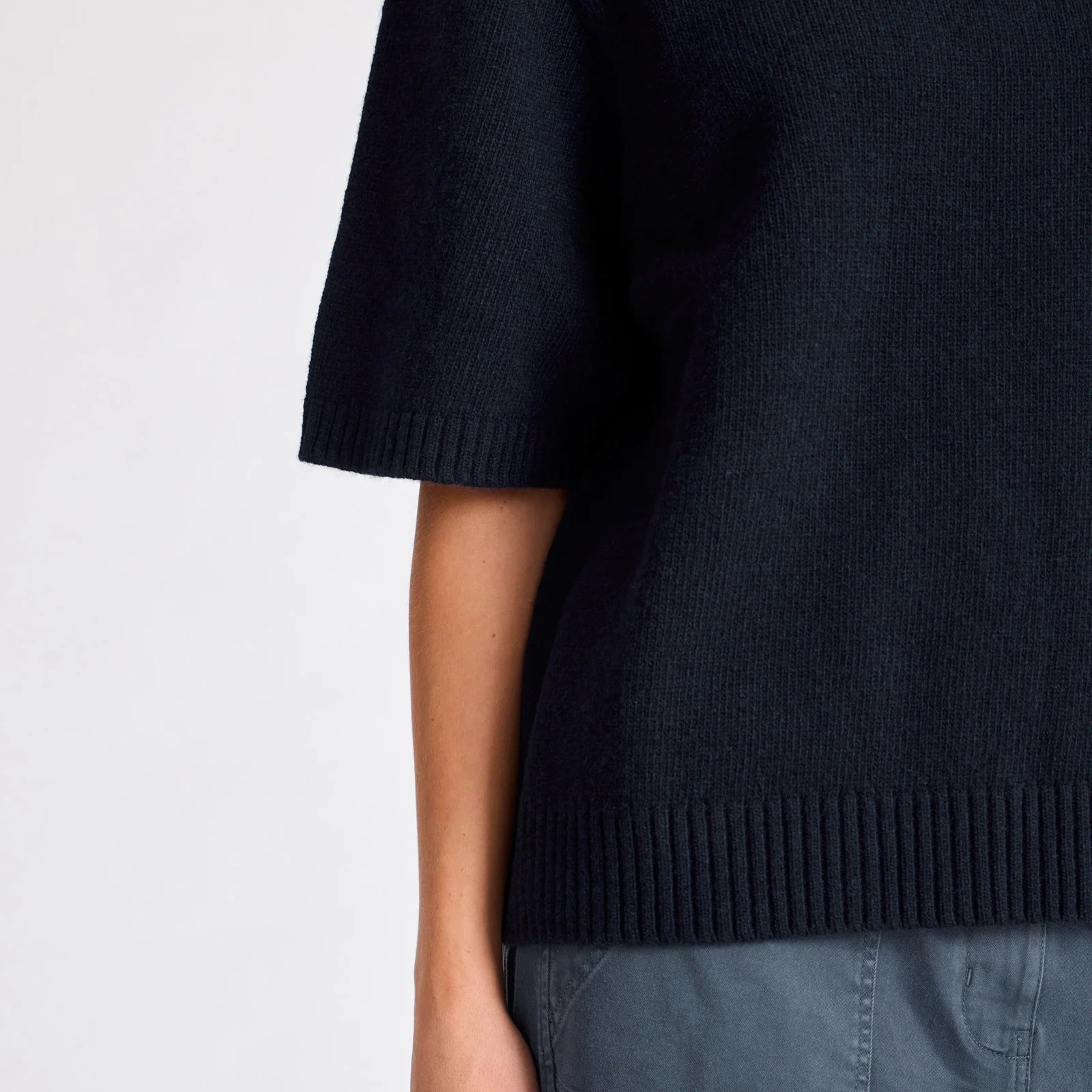 Tulle Jumper - 100% Lambswool - Midnight Blue