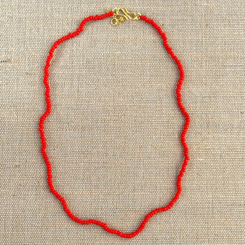 KALA Perlehalskæde - Coral