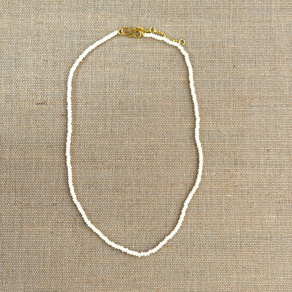 KALA Perlehalskæde - Cream