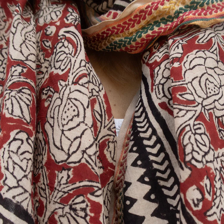 Indisk bagru tørklæde fra craft sister i rød