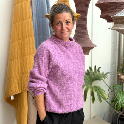 Striktrøje i lyserød