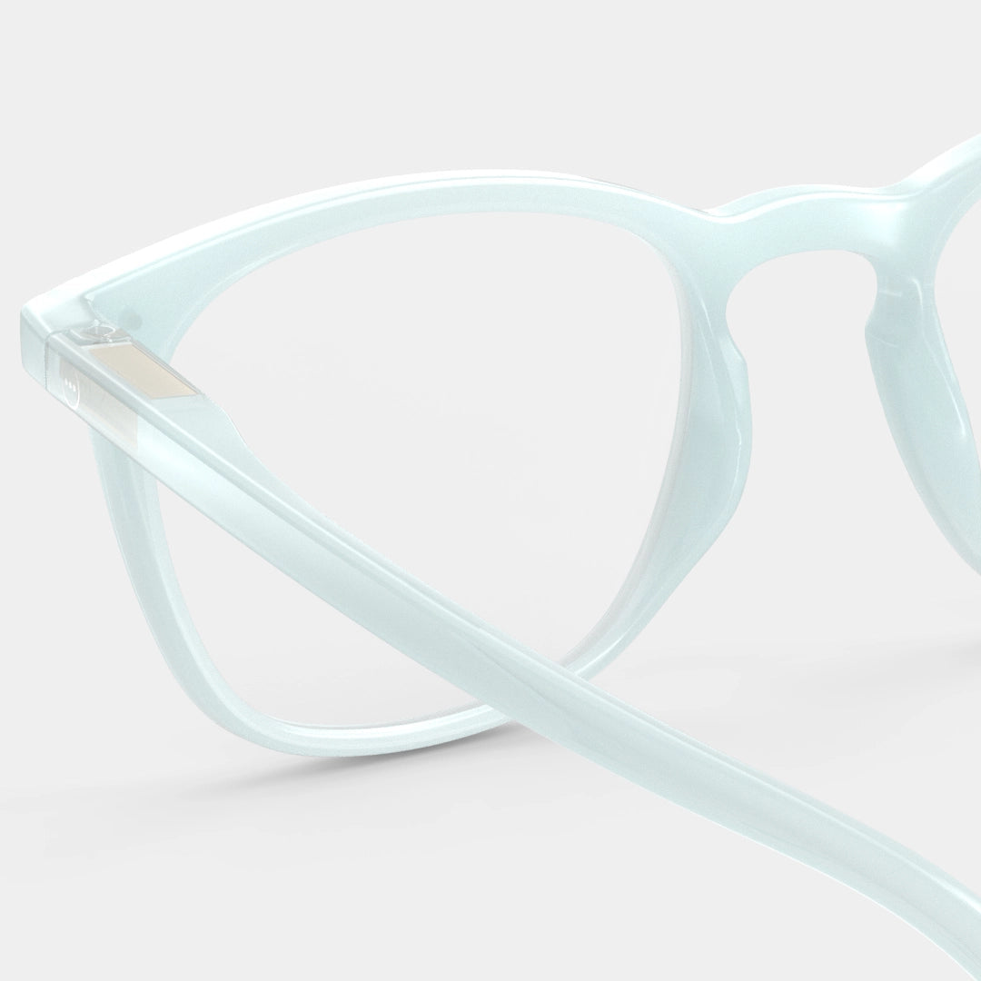 læsebrille fra izipizi i farven misty blue (lys blå)