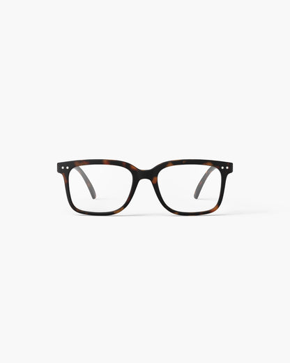 Firkantet læsebrille fra Izipizi i brun skildpade