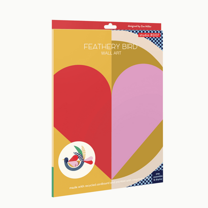 Studio Roof Papdyr fulg med fjer lavet af designer Zoe Miller