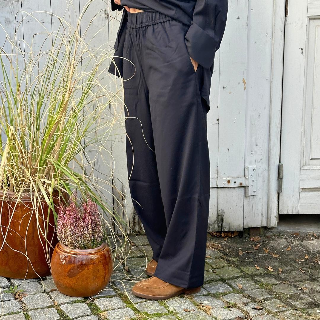 LONG Copenhagen Bukser - WOOL BLEND - Dark Navy