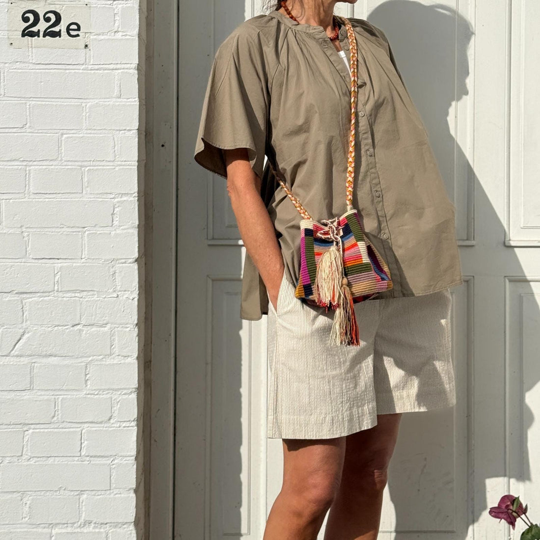 Stribede Sydney shorts fra Frau i brun og beige nuance med afslappet pasform