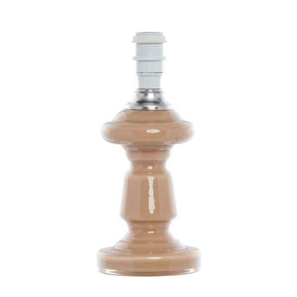 Petro 3 er en klassisk mundblæst glaslampe. Denne er i en fin brun farve.