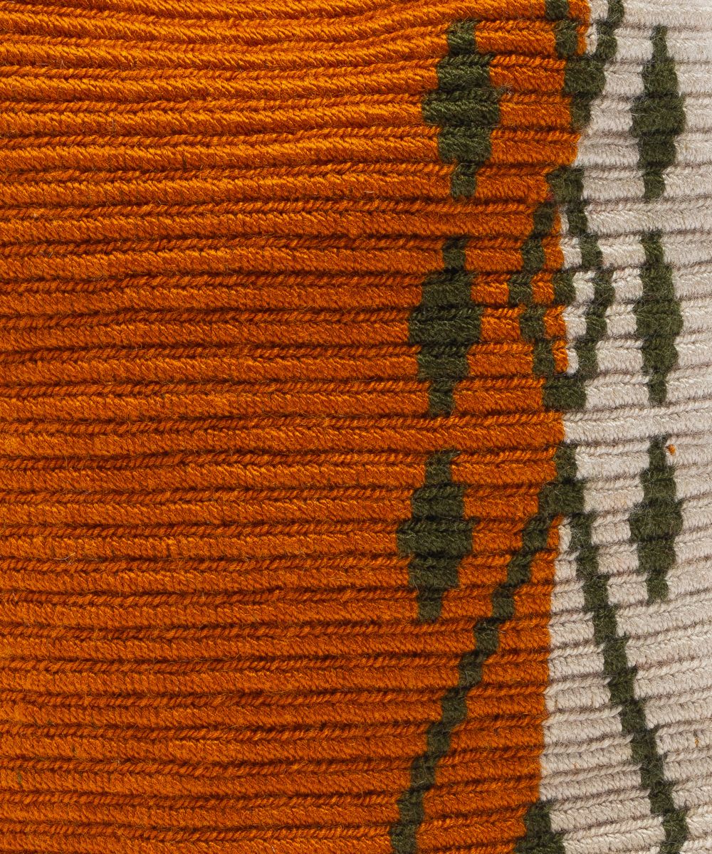 Guanabana tote bag er en lille rund hæklet taske i karry, gul og brune farver