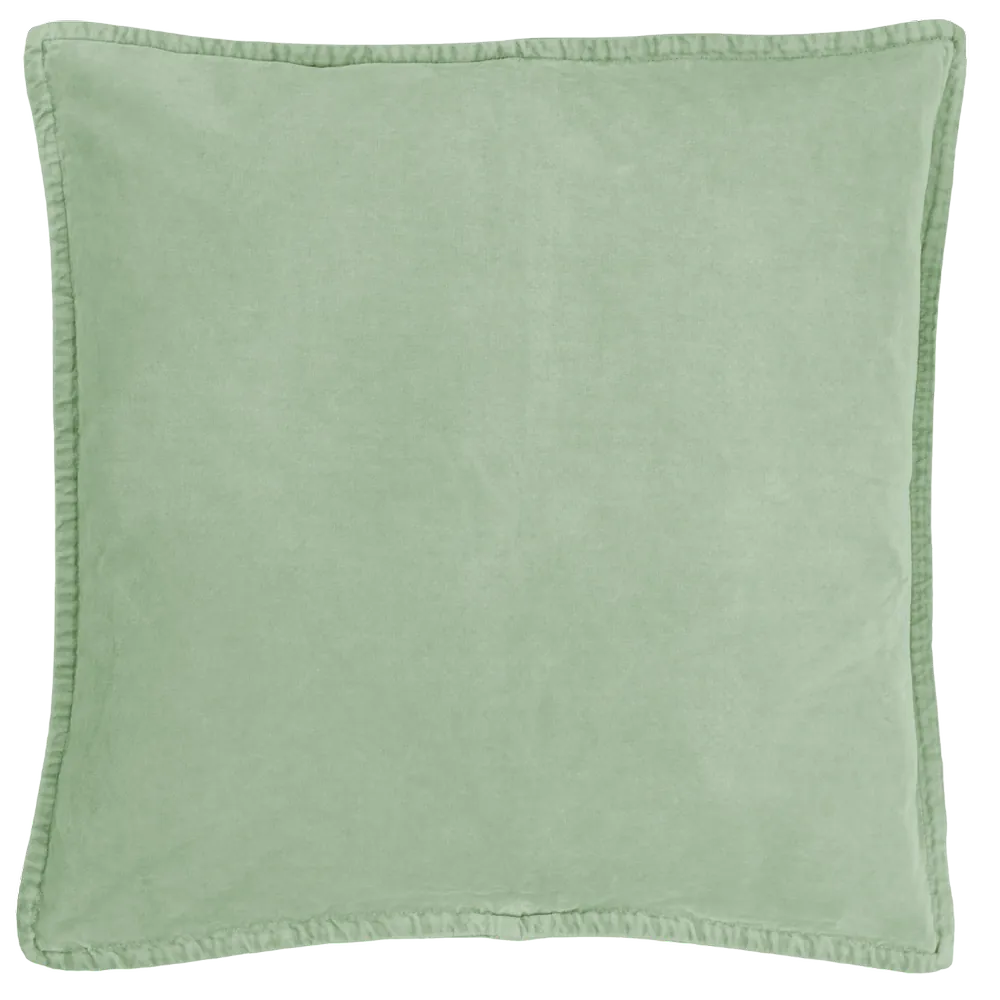 En mint grøn velour pude fra ib laursen i 50x50
