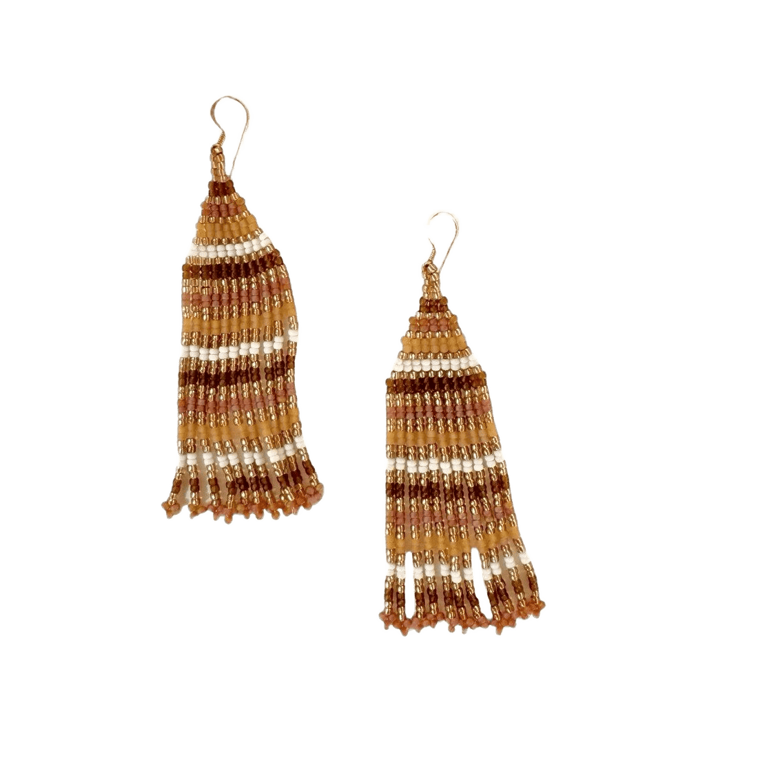 Ibu Jewels øreringe med perlefringes i amber, rosa og creme nuancer