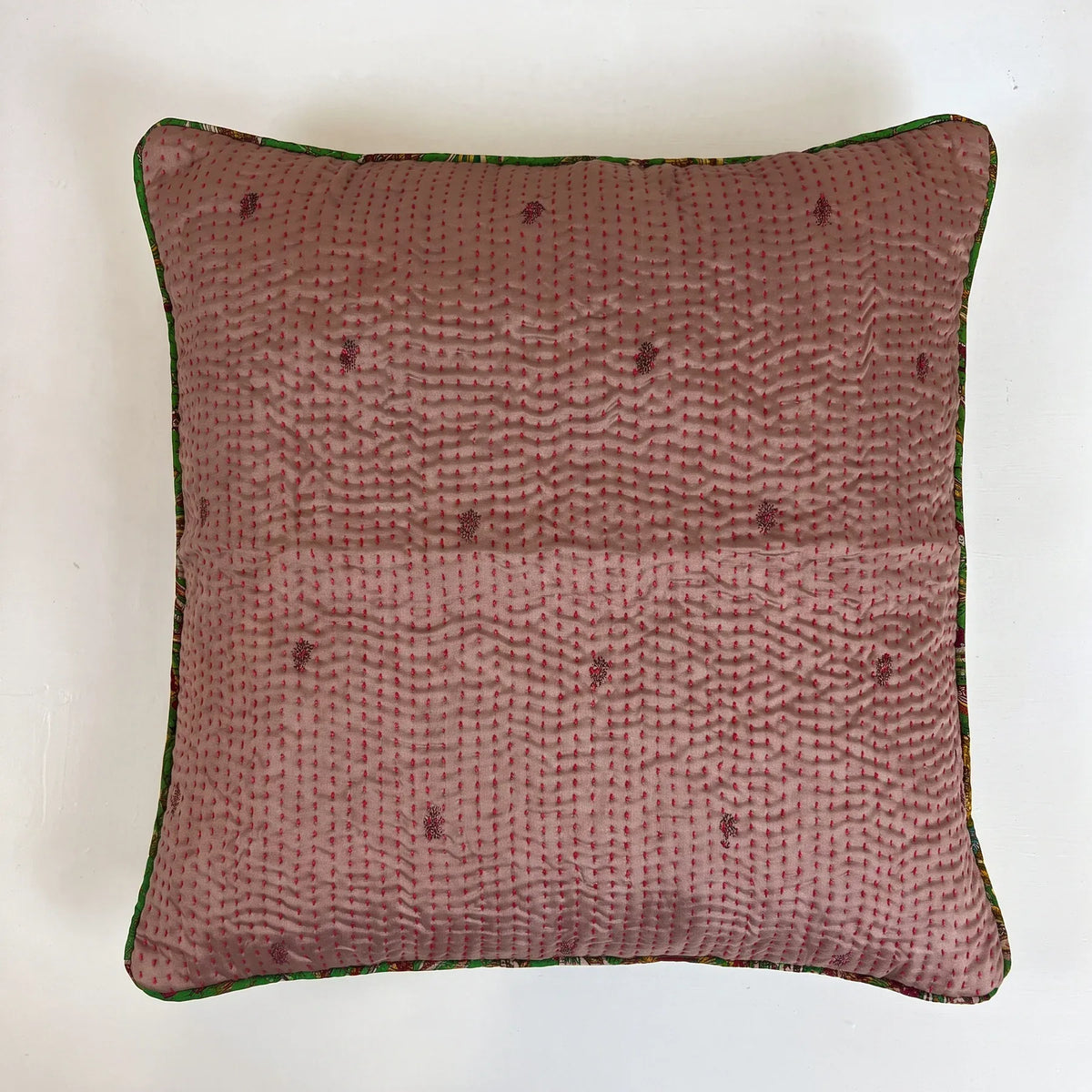 Unika Kantha Sari Silkepude - 