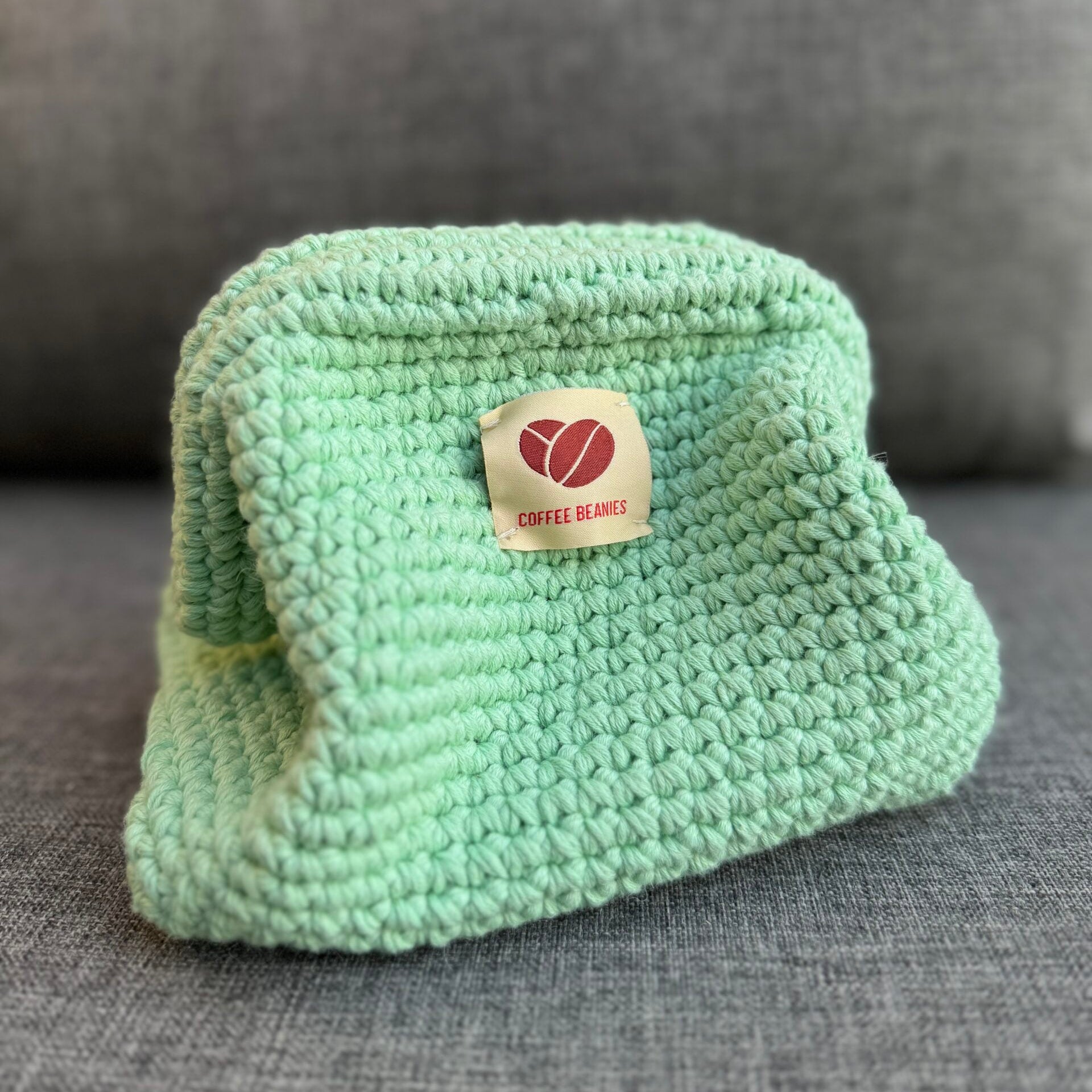 Mint farvet hæklede clutch fra Coffee Beanies