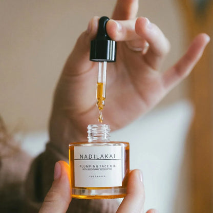 Nadilakai Plumping Face Oil til fugt, glød og smidighed i huden