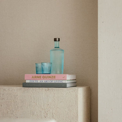Vandglas fra Paveau Glassware. Her i farven &