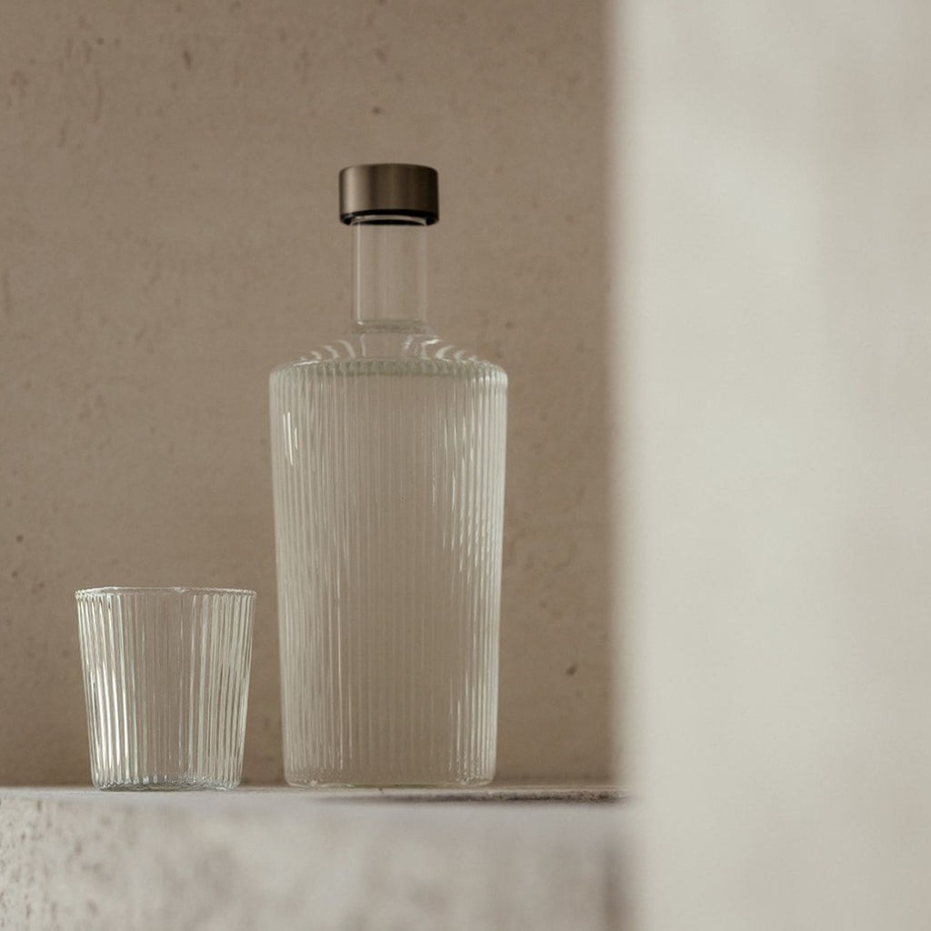 Glas fra Paveau Glasware i 'White Haven', som er helt klar glas