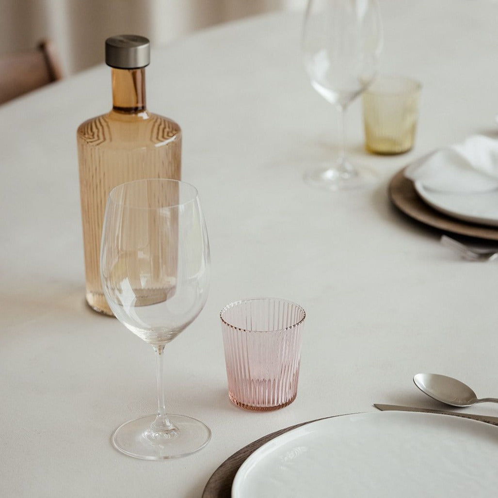 Vandglas fra Paveau Glassware. Her i farven &
