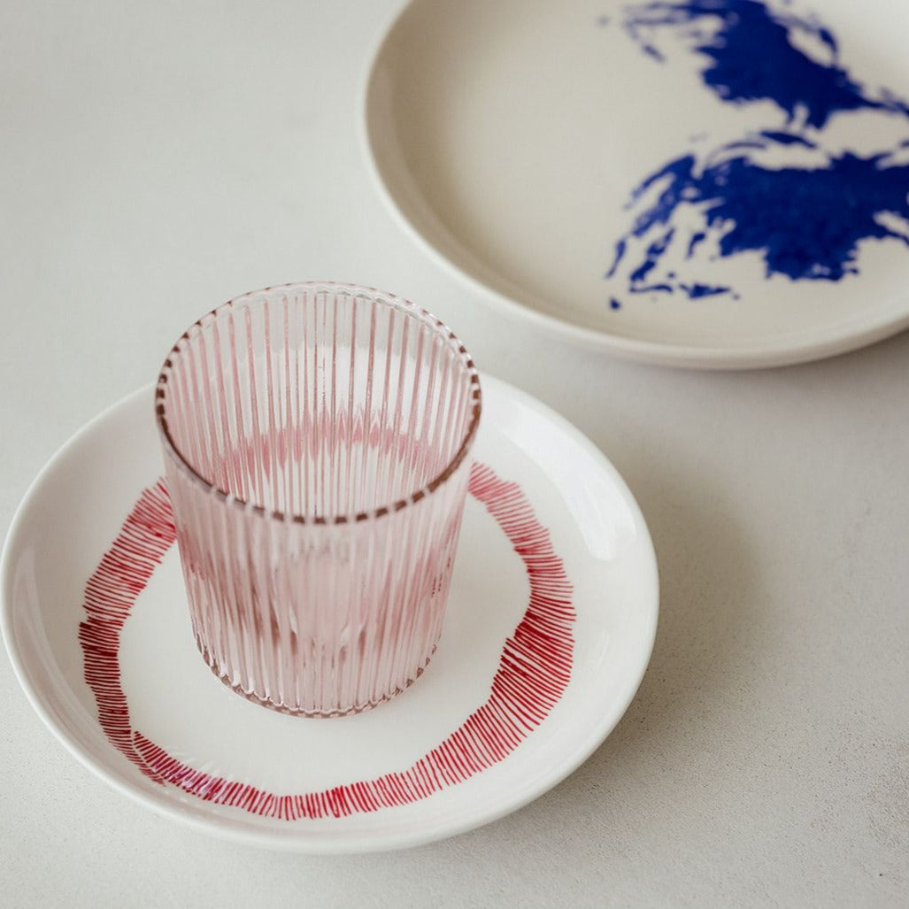 Vandglas fra Paveau Glassware. Her i farven &