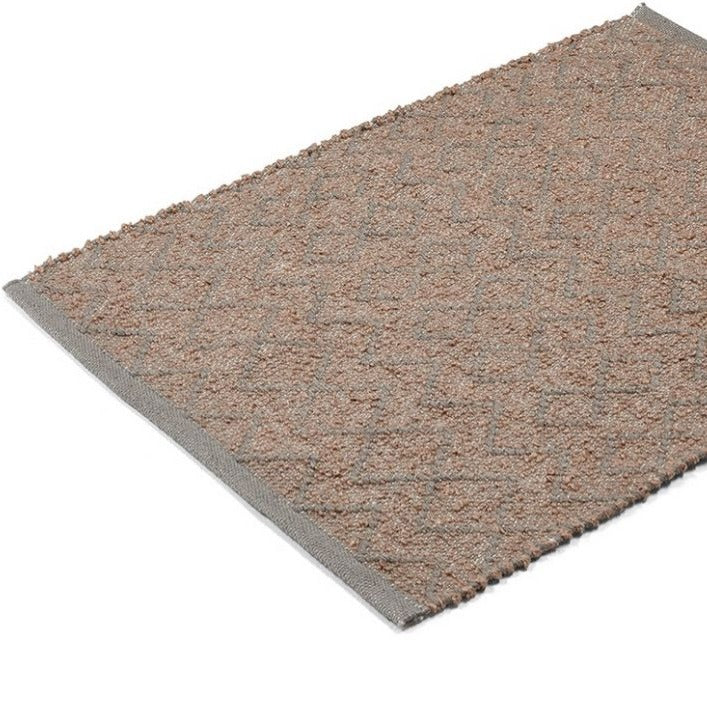 brun og grå gulvtæppe fra liv interior