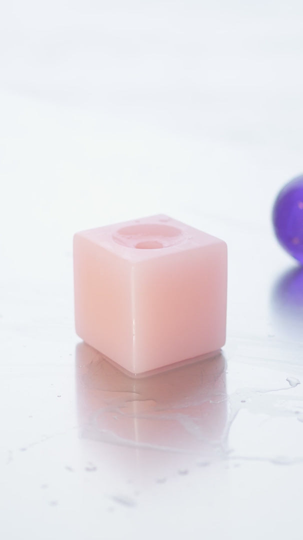 OBA Soap Rosevale med skulpturel sæbe og drænende resinbase til badeværelset
