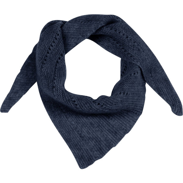 Dette lille tørklæde med hulmønster bliver med sikkerhed dit foretrukne tørklæde på de kolde dage. Tørklædet er lavet i 100% cashmere, og varmer derfor dejligt din hals, samtidig med at det er let og blødt. 