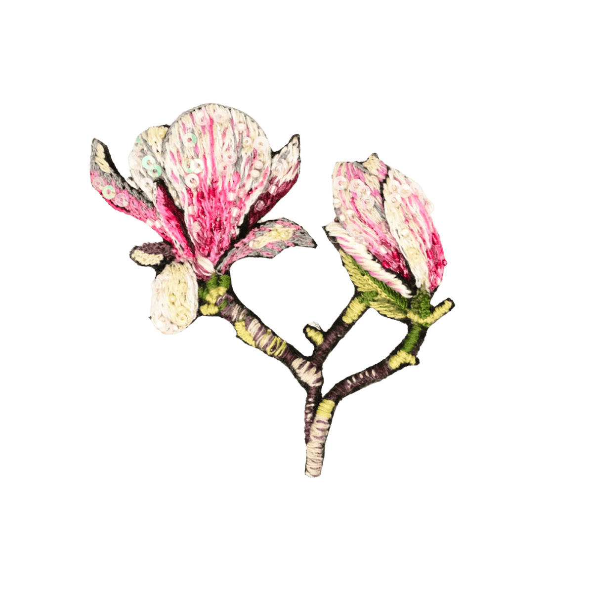 En smuk indisk broche der er formet som en magnolia blomst