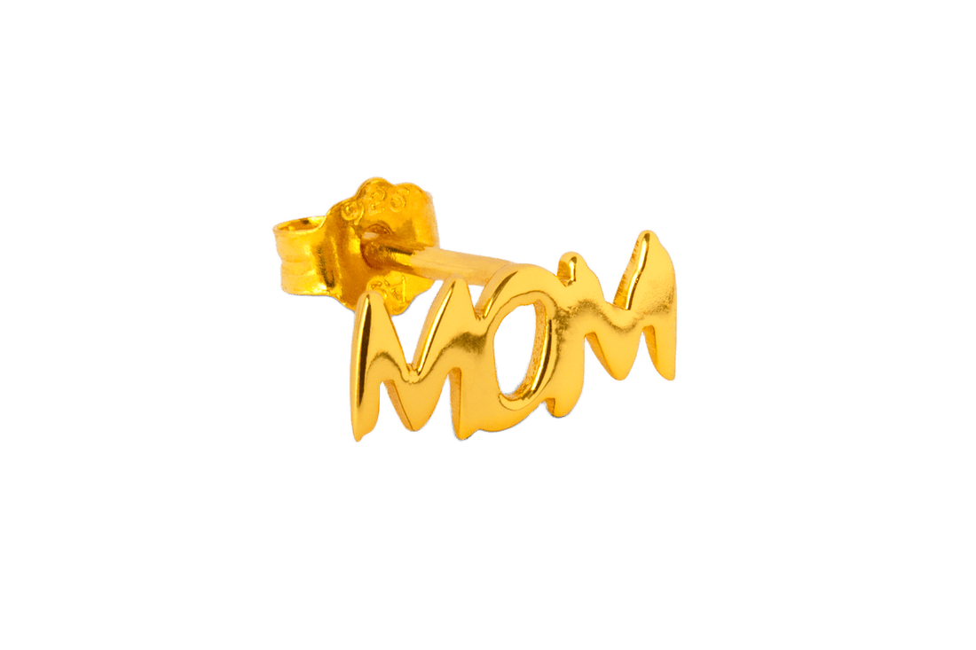 Ørestik/ørering fra LULU CPH i guld som er har skriften &