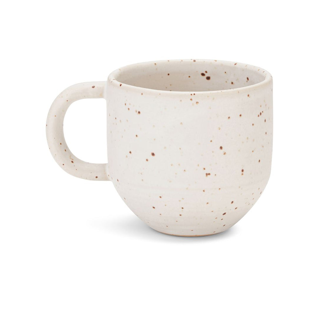 Julie Damhus, Oktober, Håndlavet hvid keramik kop