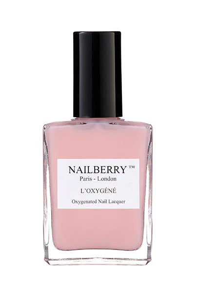   L'Oxygéné Nail Polish, Elegance har en smuk lyserød og gennemsigtig marmor farve. Den åndbare neglelak er fugtgennemtrængelig og vegansk.