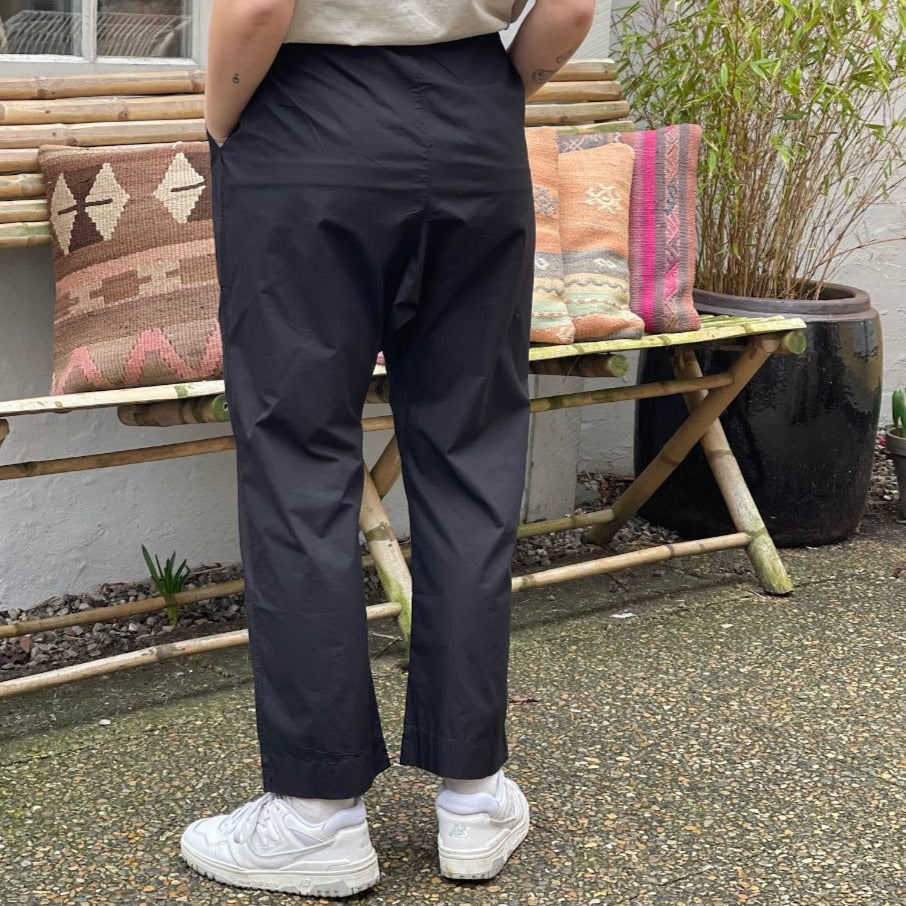 En behagelig, afslappet buks i en dejlig let stofkvalitet. De lækre &