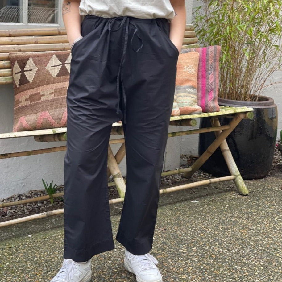 En behagelig, afslappet buks i en dejlig let stofkvalitet. De lækre &