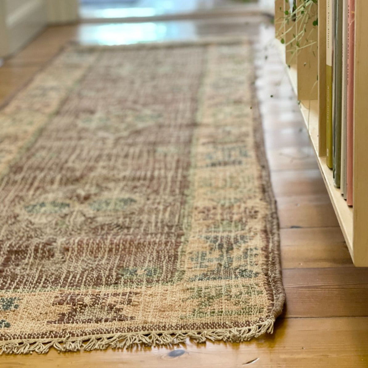 Muscat jute kelim løber fra LIV Interior