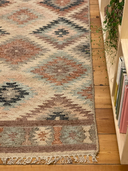 Puebla jute kelim løber fra LIV Interior
