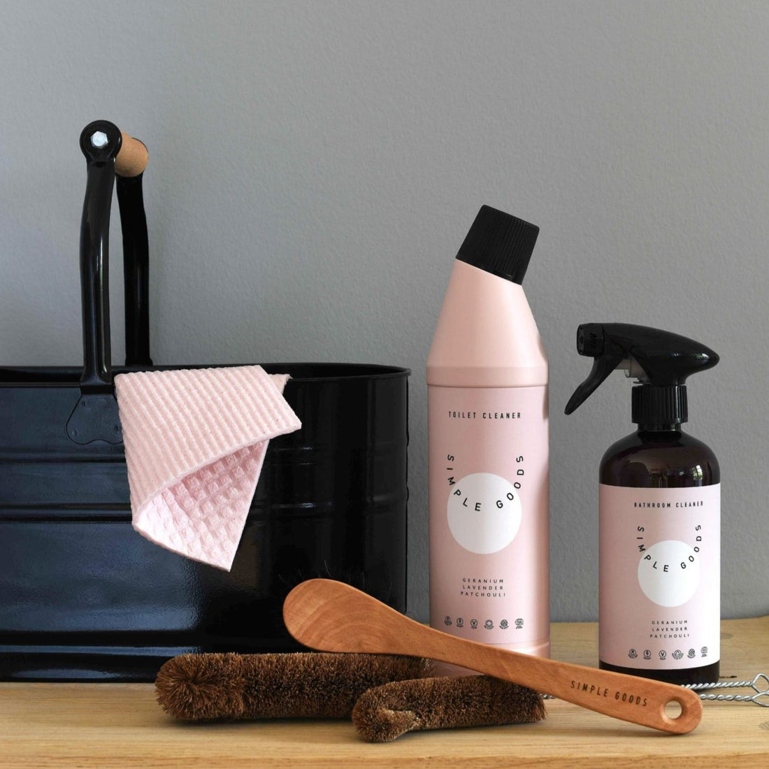 Toilet Rens  med Geranium/Lavendel/Patchouli